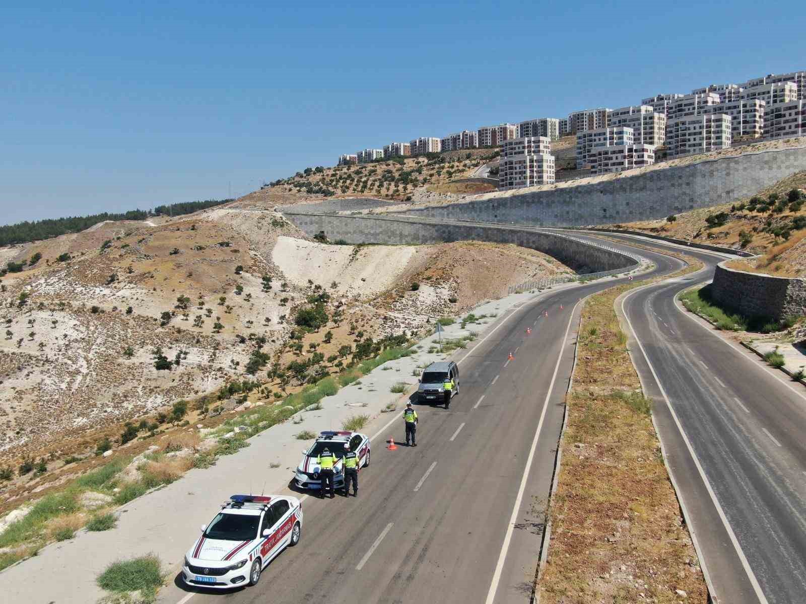 Kilis’te drone destekli trafik denetimi